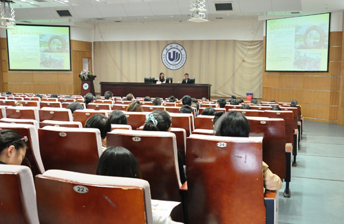 华教基地beat365中文官方网站为华裔学生打造出国交流平台